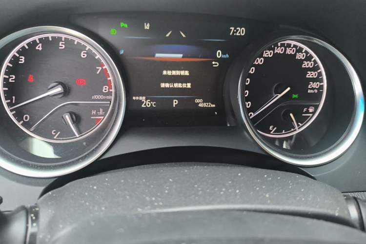 Used Toyota Camry 2019 2.5G Luxury Edition China VI Standard Odometer Close Up