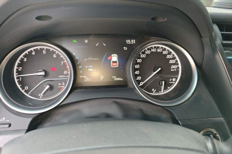Used Toyota Camry 2019 Revised Version 2.0G Luxury Edition Odometer Close Up