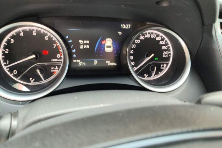 Used Toyota Camry 2019 Revised Version 2.5G Luxury Edition Odometer Close Up