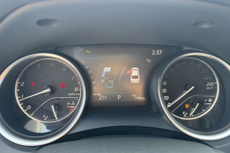 Used Toyota Camry 2019 2.0G Luxury Edition China VI Standard Odometer Close Up