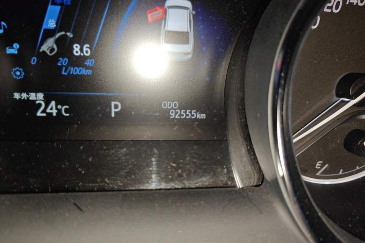 Used Toyota Camry 2019 2.0G Luxury Edition China VI Standard Odometer Close Up