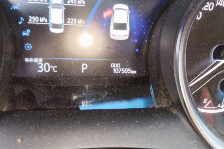 Used Toyota Camry 2019 Revised Version 2.5G Luxury Edition Odometer Close Up