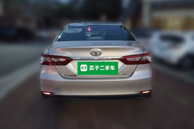 Used Toyota Camry 2019 Revised Version 2.0G Luxury Edition Rear