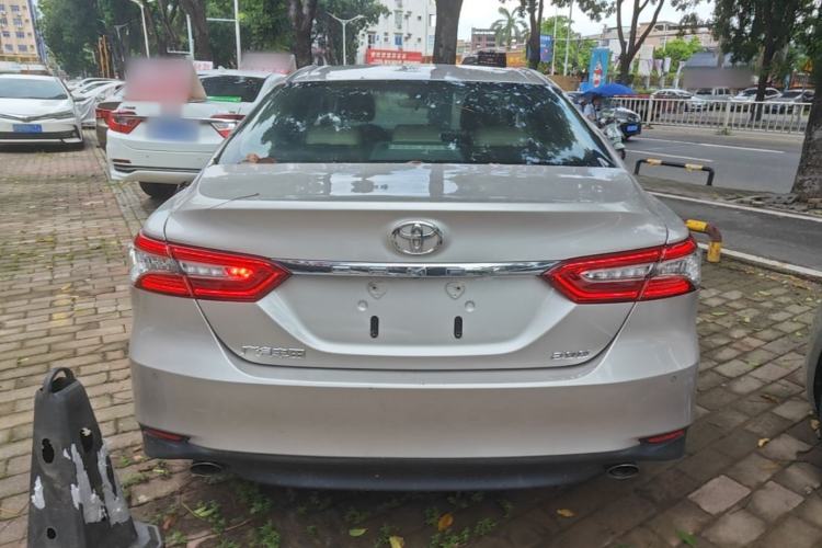 Used Toyota Camry 2019 2.0G Luxury Edition China VI Standard Rear
