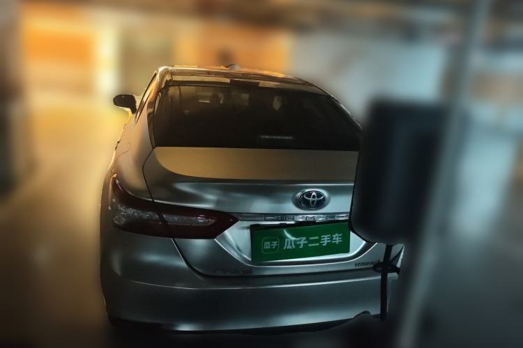 Used Toyota Camry 2019 Dual-Engine 2.5 HG Luxury Edition China V Standard Rear