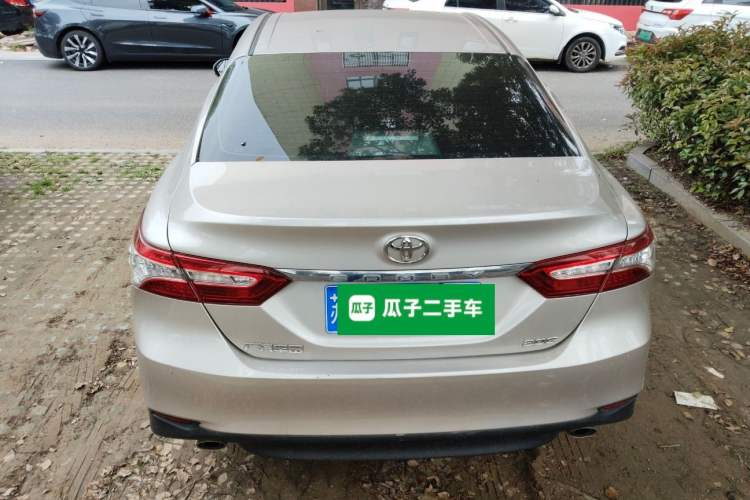 Used Toyota Camry 2019 2.0G Luxury Edition China VI Standard Rear