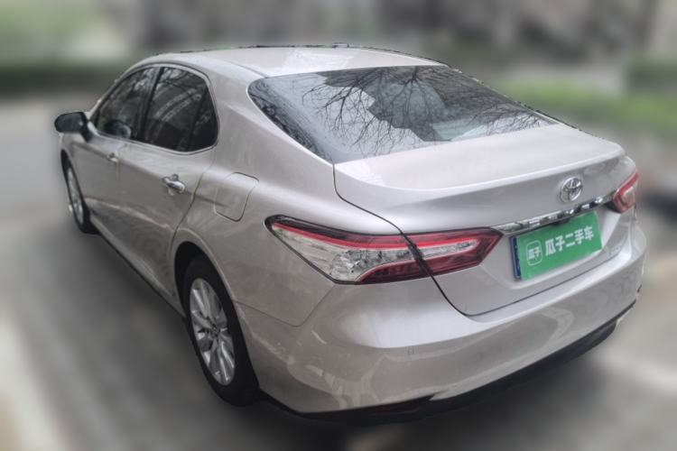 Used Toyota Camry 2019 Revised Version 2.0G Luxury Edition Rear Left 45 Deg