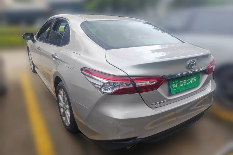 Used Toyota Camry 2019 Revised Version 2.0G Luxury Edition Rear Left 45 Deg