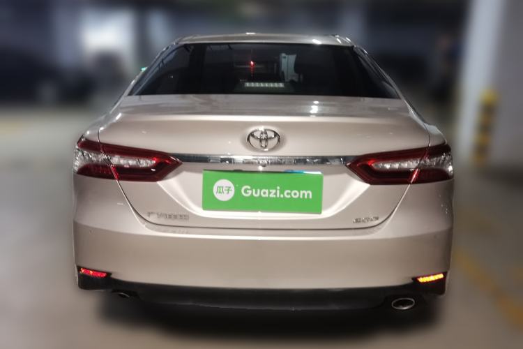 Used Toyota Camry 2019 Revised Version 2.0G Luxury Edition Rear
