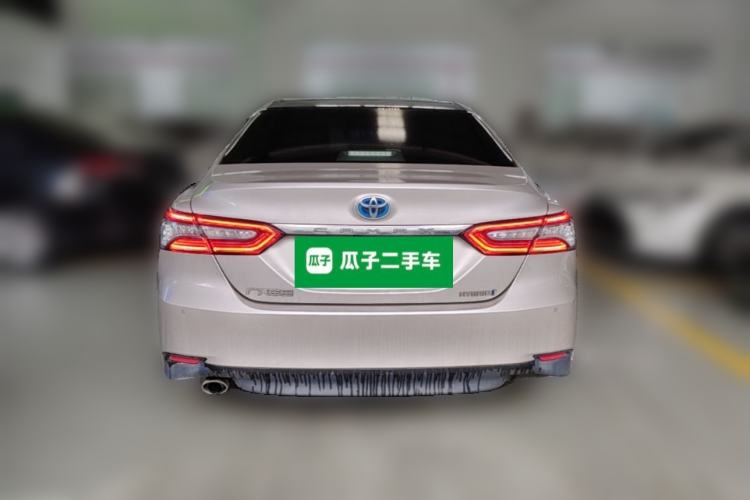Used Toyota Camry 2019 Dual-Engine 2.5 HG Luxury Edition China VI Standard Rear