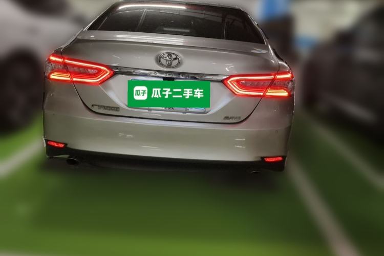 Used Toyota Camry 2019 2.5G Luxury Edition China VI Standard Rear
