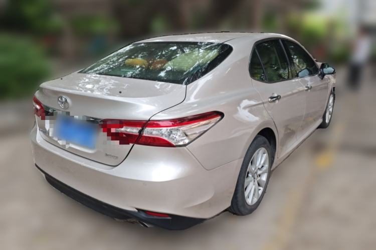 Used Toyota Camry 2019 Revised Version 2.0G Luxury Edition Rear Right 45 Deg