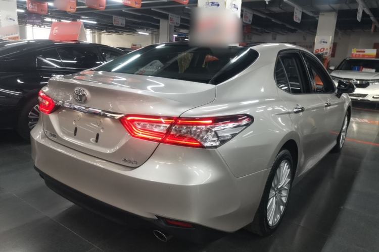 Used Toyota Camry 2019 2.5G Luxury Edition China VI Standard Rear Right 45 Deg