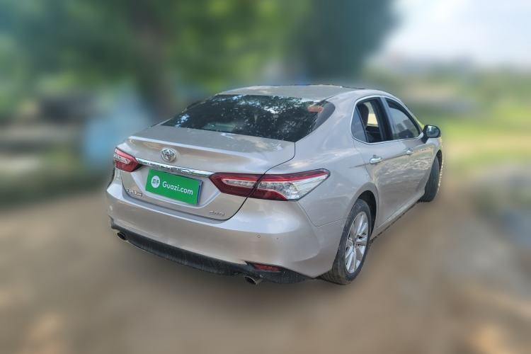 Used Toyota Camry 2019 Revised Version 2.0G Luxury Edition Rear Right 45 Deg