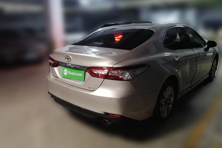 Used Toyota Camry 2019 Revised Version 2.0G Luxury Edition Rear Right 45 Deg