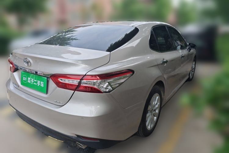 Used Toyota Camry 2019 Revised Version 2.0G Luxury Edition Rear Right 45 Deg