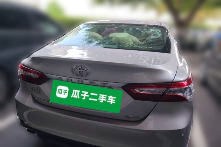 Used Toyota Camry 2019 Revised Version 2.0G Luxury Edition Rear