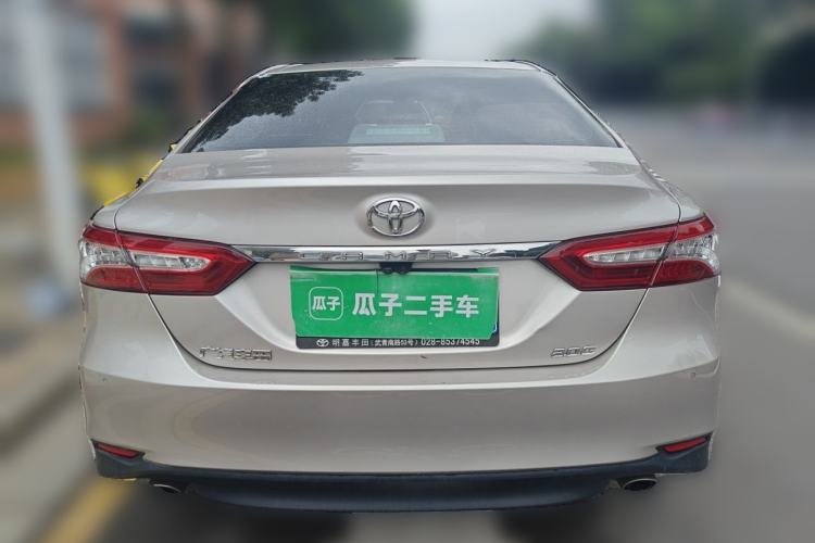 Used Toyota Camry 2019 Revised Version 2.0G Luxury Edition Rear
