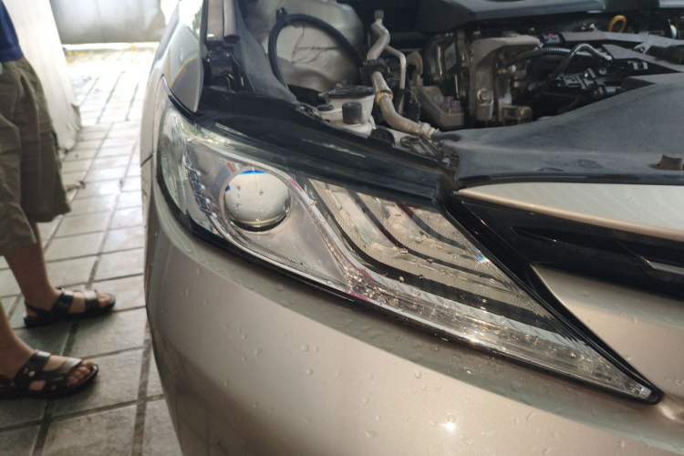 Used Toyota Camry 2019 2.0G Luxury Edition China VI Standard Right Front Headlight