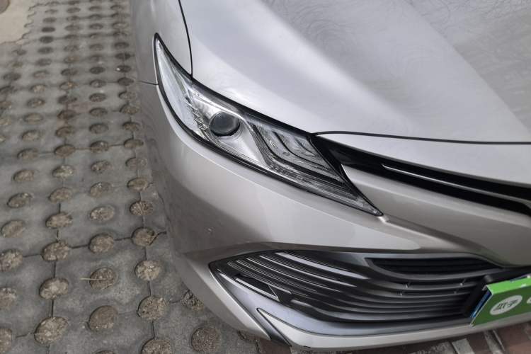 Used Toyota Camry 2019 Revised Version 2.0G Luxury Edition Right Front Headlight