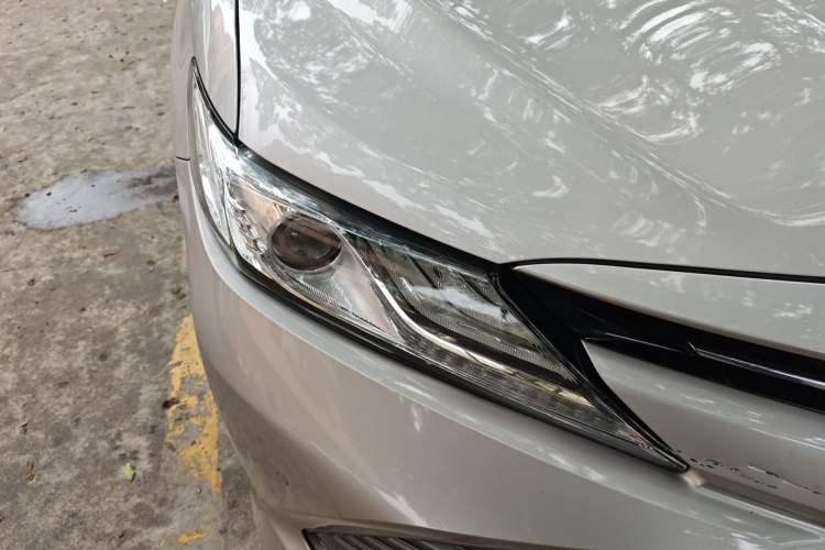 Used Toyota Camry 2019 Revised Version 2.0G Luxury Edition Right Front Headlight