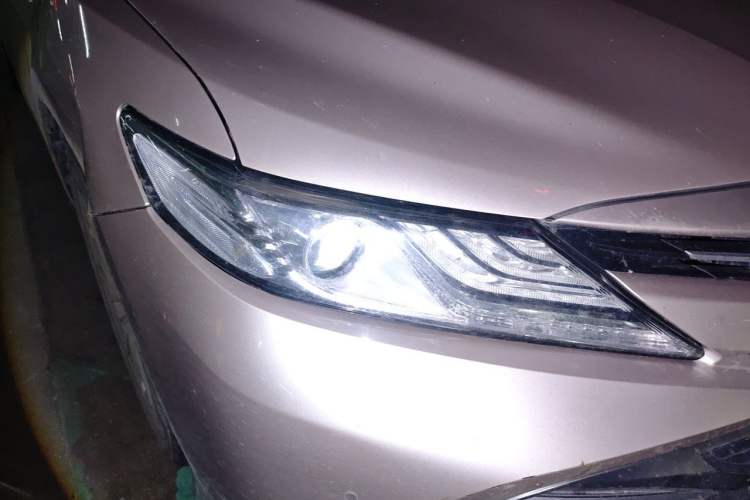 Used Toyota Camry 2019 Revised Version 2.5G Luxury Edition Right Front Headlight