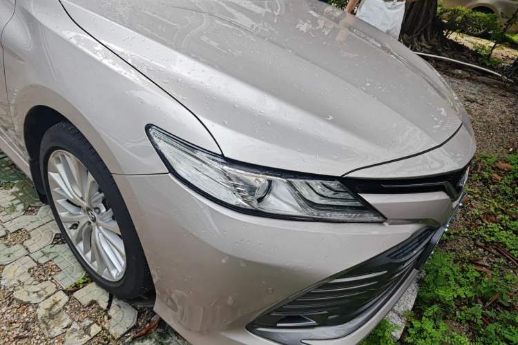 Used Toyota Camry 2019 2.5G Luxury Edition China VI Standard Right Front Headlight