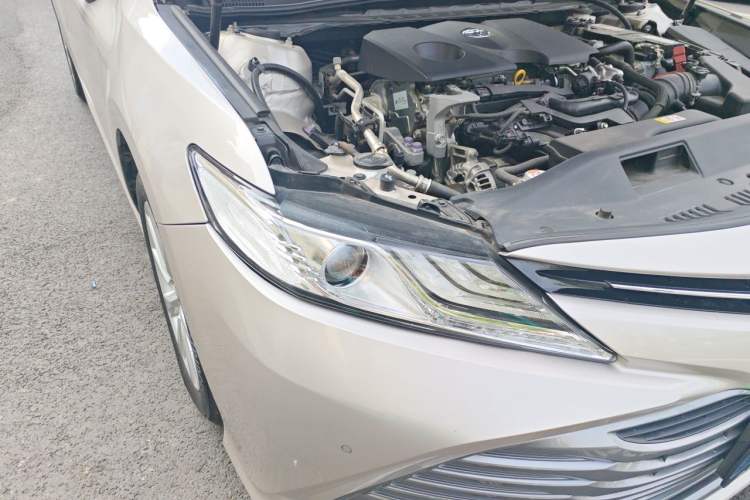 Used Toyota Camry 2019 2.0G Luxury Edition China V Standard Right Front Headlight