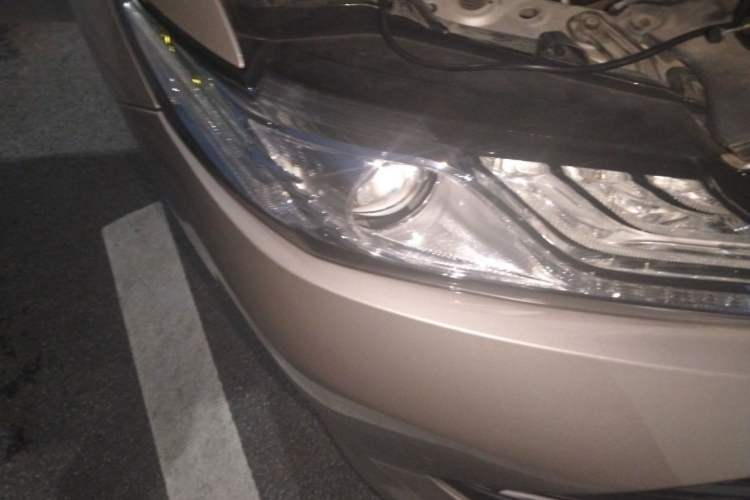 Used Toyota Camry 2019 Revised Version 2.0G Luxury Edition Right Front Headlight