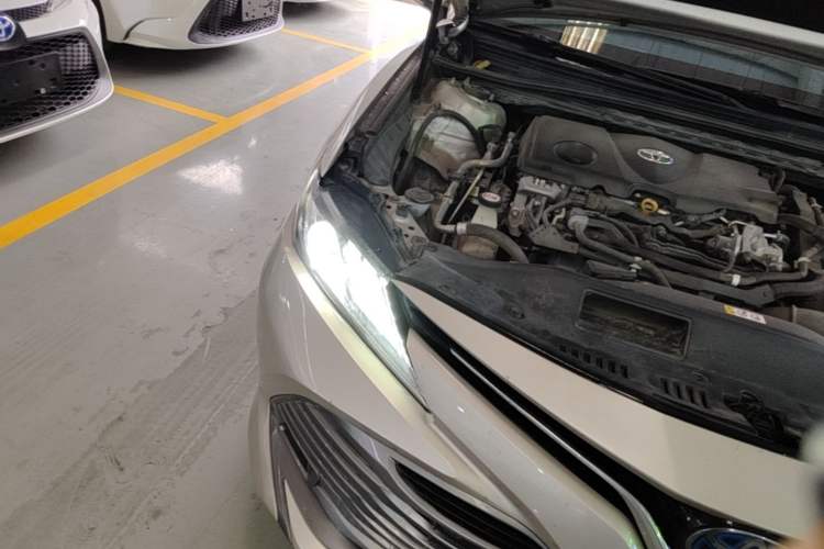 Used Toyota Camry 2019 Dual-Engine 2.5 HG Luxury Edition China VI Standard Right Front Headlight