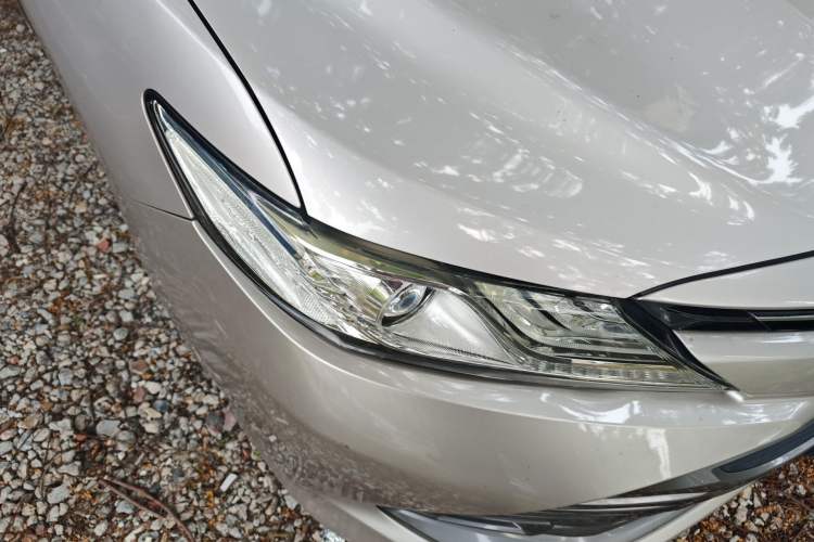 Used Toyota Camry 2019 2.0G Luxury Edition China VI Standard Right Front Headlight