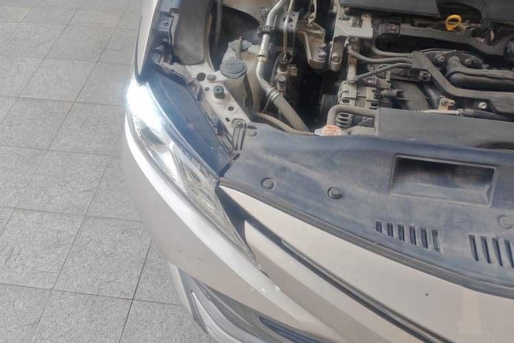 Used Toyota Camry 2019 Revised Version 2.0G Luxury Edition Right Front Headlight
