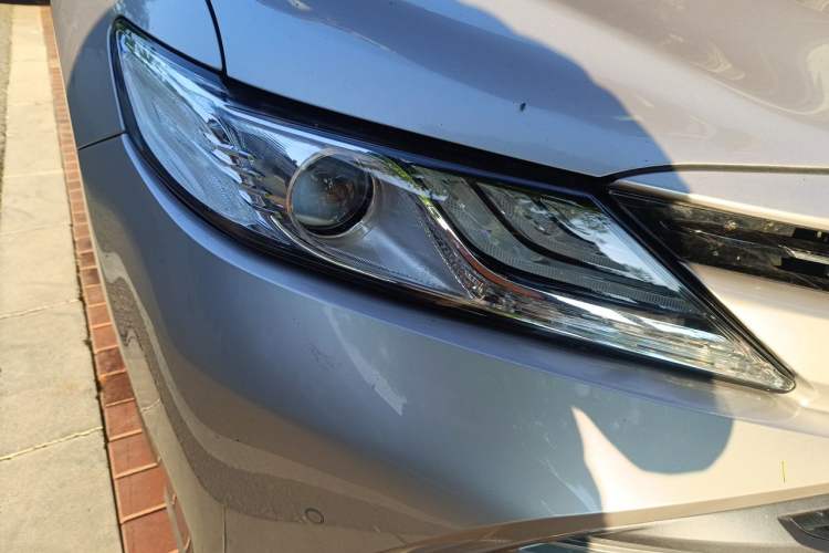 Used Toyota Camry 2019 2.5G Luxury Edition China VI Standard Right Front Headlight