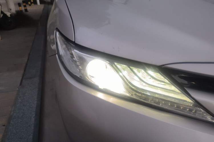 Used Toyota Camry 2019 Revised Version 2.5G Luxury Edition Right Front Headlight