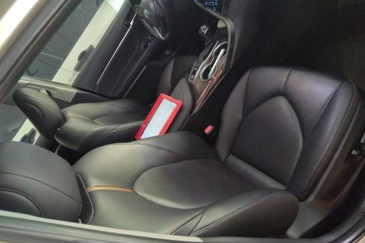 Used Toyota Camry 2019 2.0G Luxury Edition China VI Standard Right Front Seat