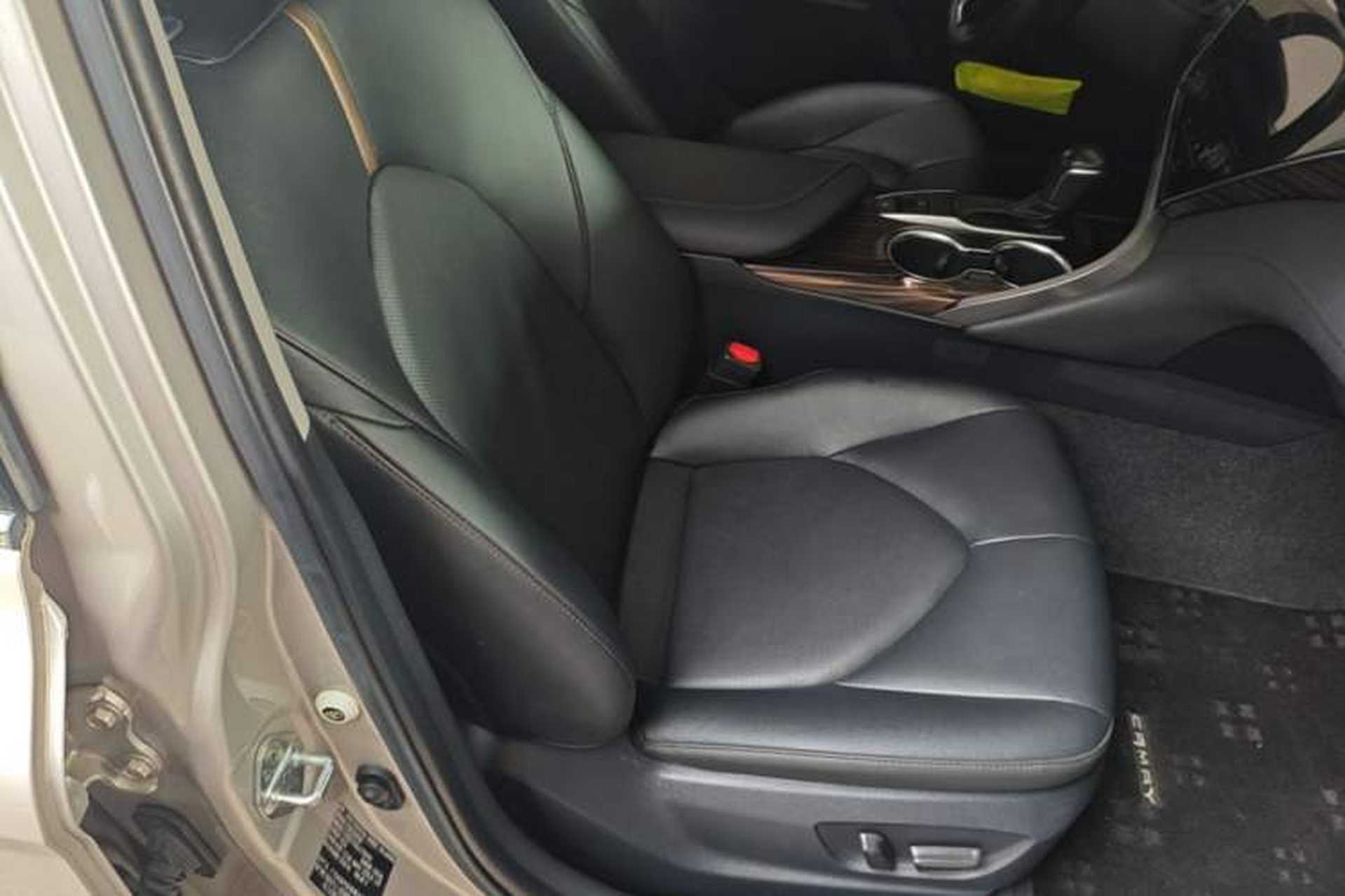 Used Toyota Camry 2019 Revised Version 2.0G Luxury Edition Right Front Seat