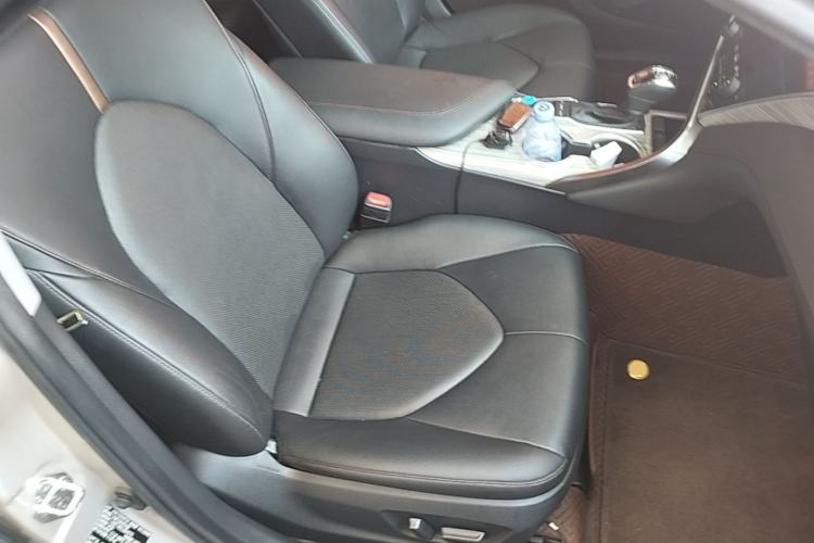 Used Toyota Camry 2019 Revised Version Dual-Engine 2.5 HG Luxury Edition Right Front Seat
