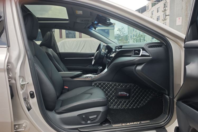 Used Toyota Camry 2019 Revised Version 2.5G Luxury Edition Right Front Seat
