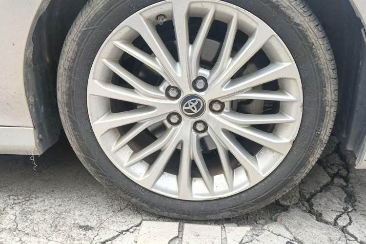 Used Toyota Camry 2019 2.5G Luxury Edition China VI Standard Right Front Wheel Hub