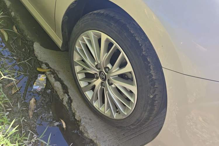 Used Toyota Camry 2019 2.5G Luxury Edition China VI Standard Right Front Wheel Hub