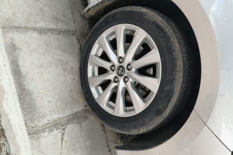 Used Toyota Camry 2019 2.0G Luxury Edition China VI Standard Right Front Wheel Hub
