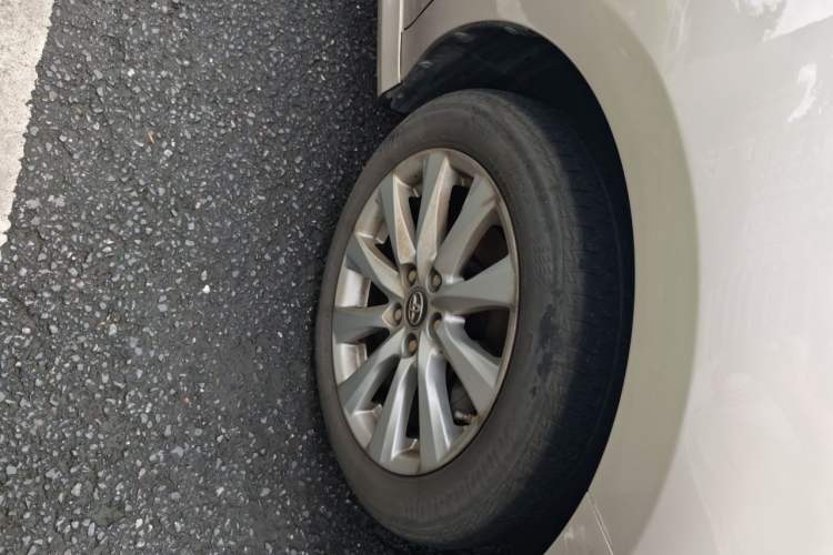 Used Toyota Camry 2019 2.0G Luxury Edition China V Standard Right Front Wheel Hub
