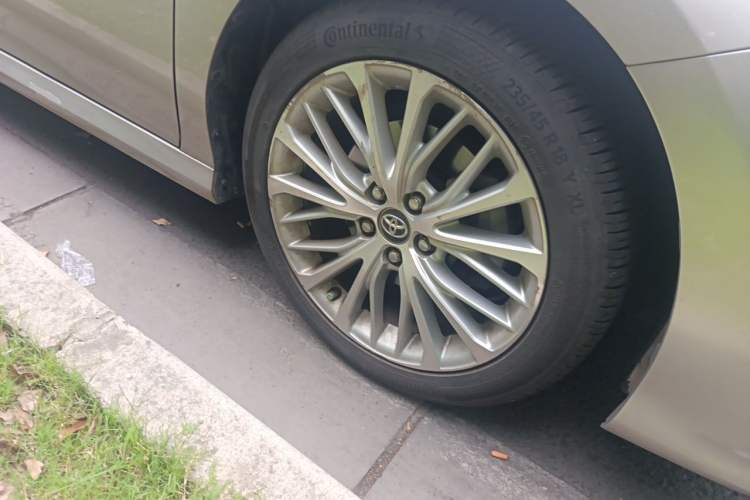Used Toyota Camry 2019 2.5G Luxury Edition China VI Standard Right Front Wheel Hub