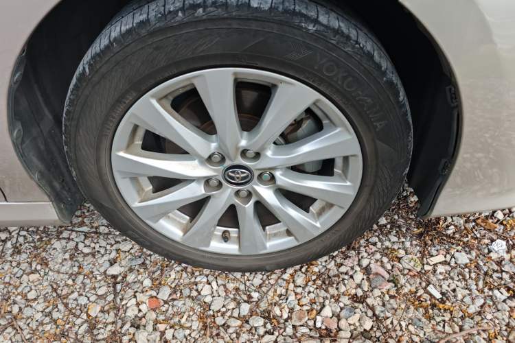 Used Toyota Camry 2019 2.0G Luxury Edition China VI Standard Right Front Wheel Hub