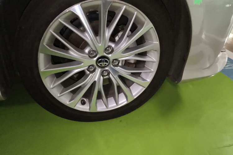 Used Toyota Camry 2019 2.5G Luxury Edition China VI Standard Right Front Wheel Hub