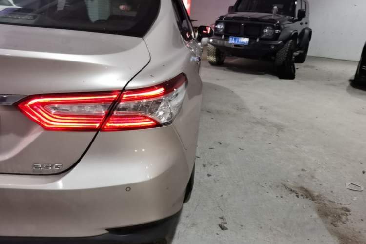 Used Toyota Camry 2019 2.5G Luxury Edition China VI Standard Right Rear Taillight