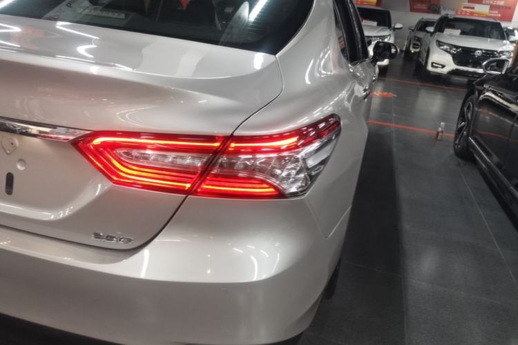 Used Toyota Camry 2019 2.5G Luxury Edition China VI Standard Right Rear Taillight