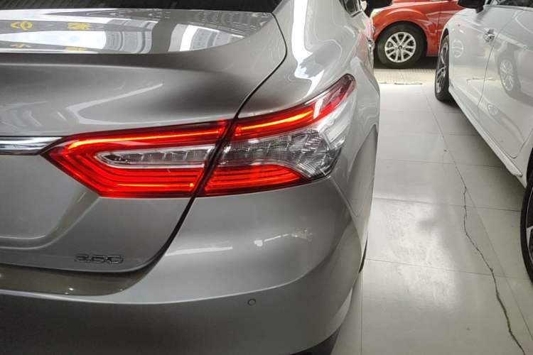 Used Toyota Camry 2019 2.5G Luxury Edition China VI Standard Right Rear Taillight
