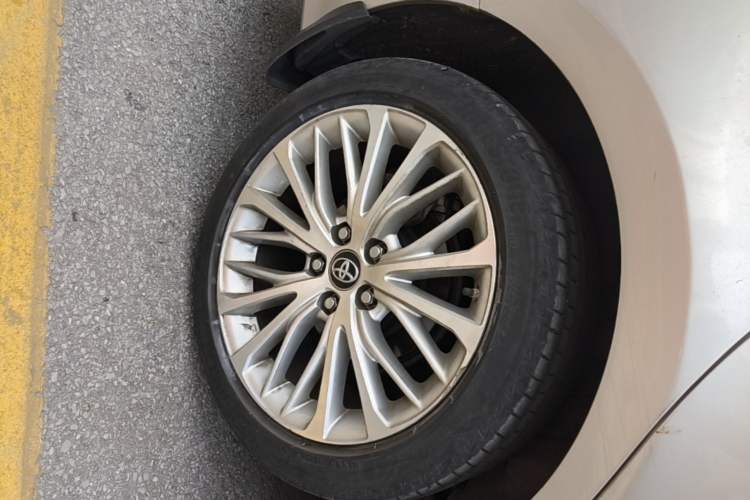 Used Toyota Camry 2019 Revised Version 2.5G Luxury Edition Right Rear Wheel Hub