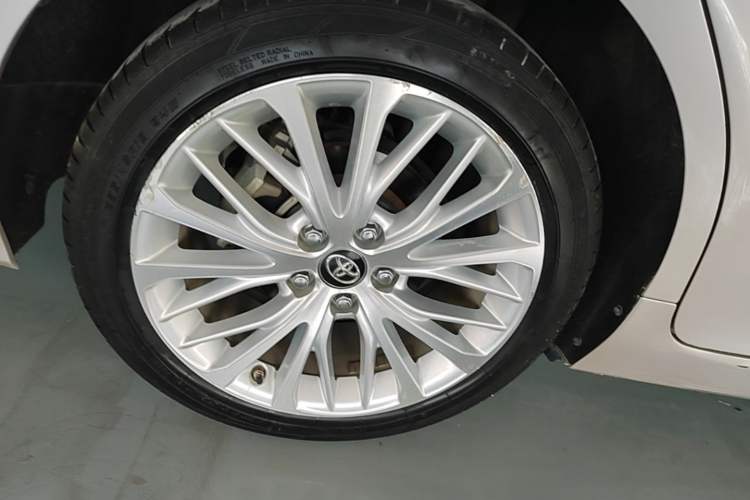 Used Toyota Camry 2019 Revised Version 2.5G Luxury Edition Right Rear Wheel Hub
